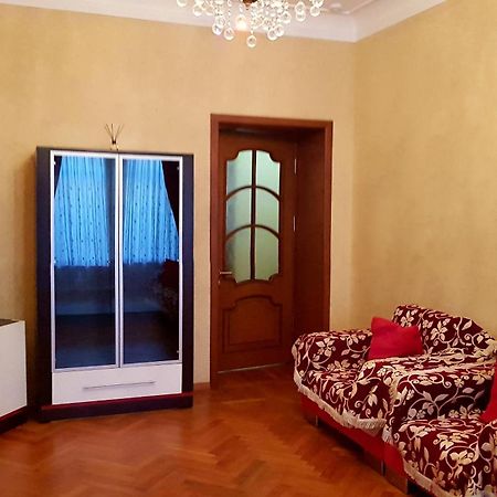 Formula Deluxe Apartment Sea View On Nizami Street Баку Екстериор снимка