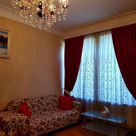 Formula Deluxe Apartment Sea View On Nizami Street Баку Екстериор снимка