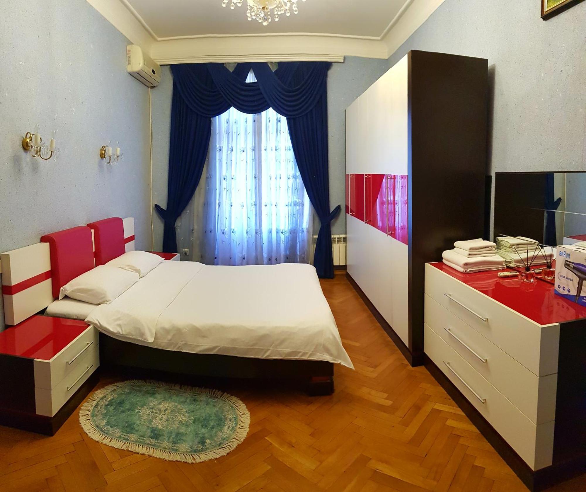 Formula Deluxe Apartment Sea View On Nizami Street Баку Екстериор снимка
