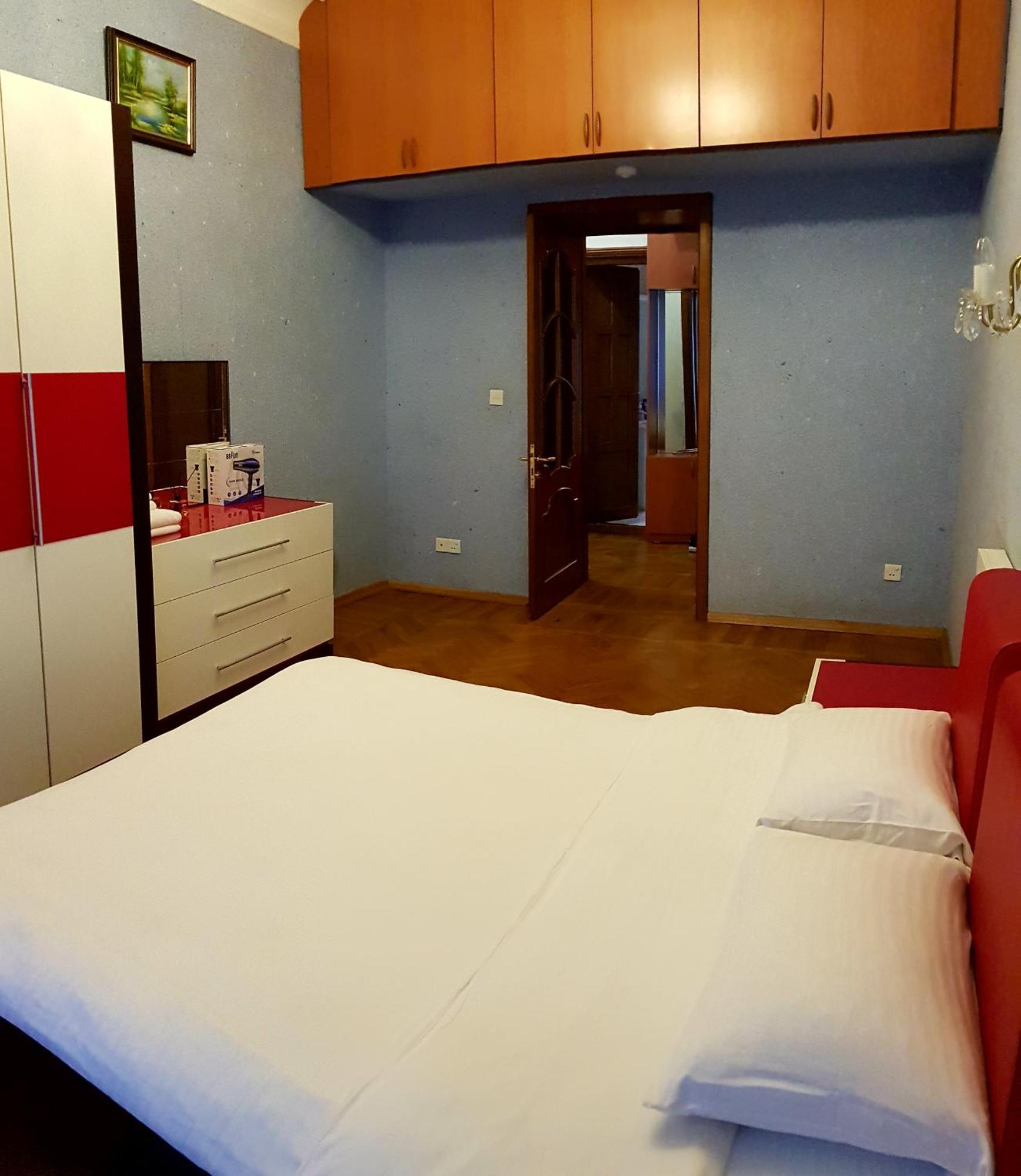 Formula Deluxe Apartment Sea View On Nizami Street Баку Екстериор снимка