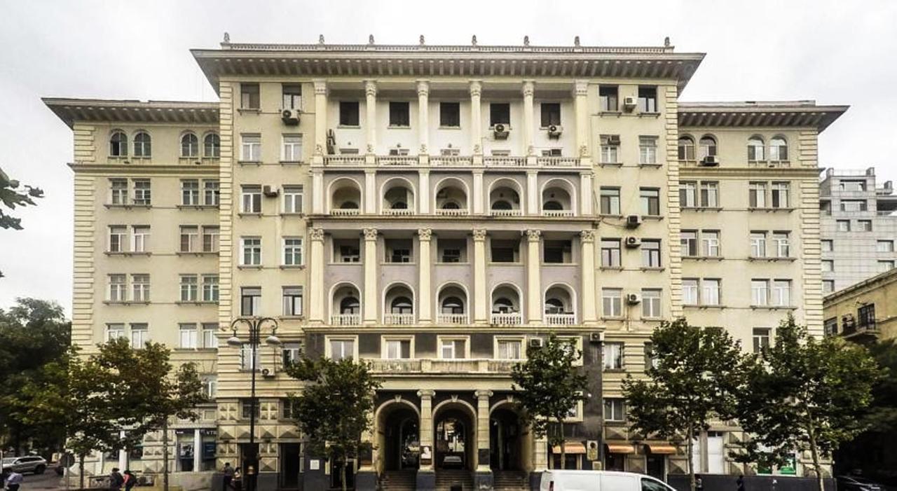Formula Deluxe Apartment Sea View On Nizami Street Баку Екстериор снимка